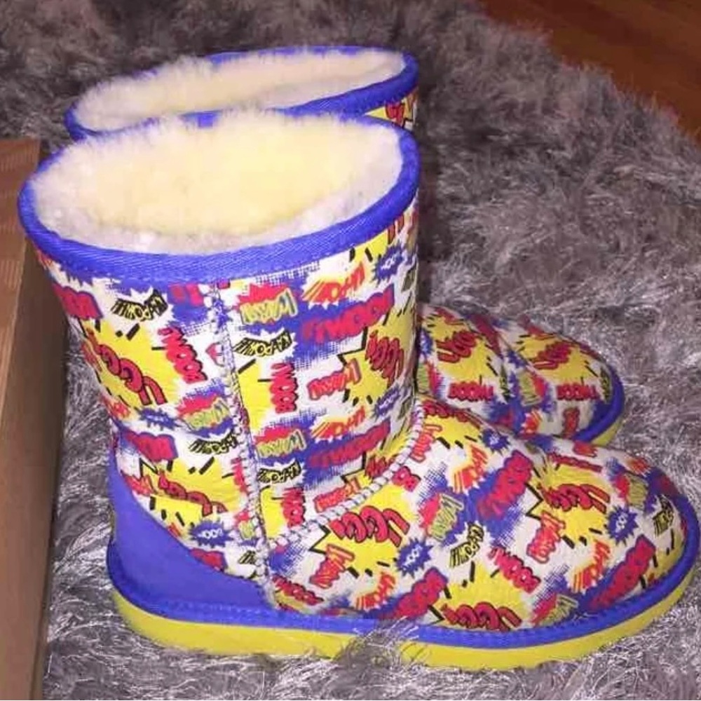 Super Hero Short Uggs